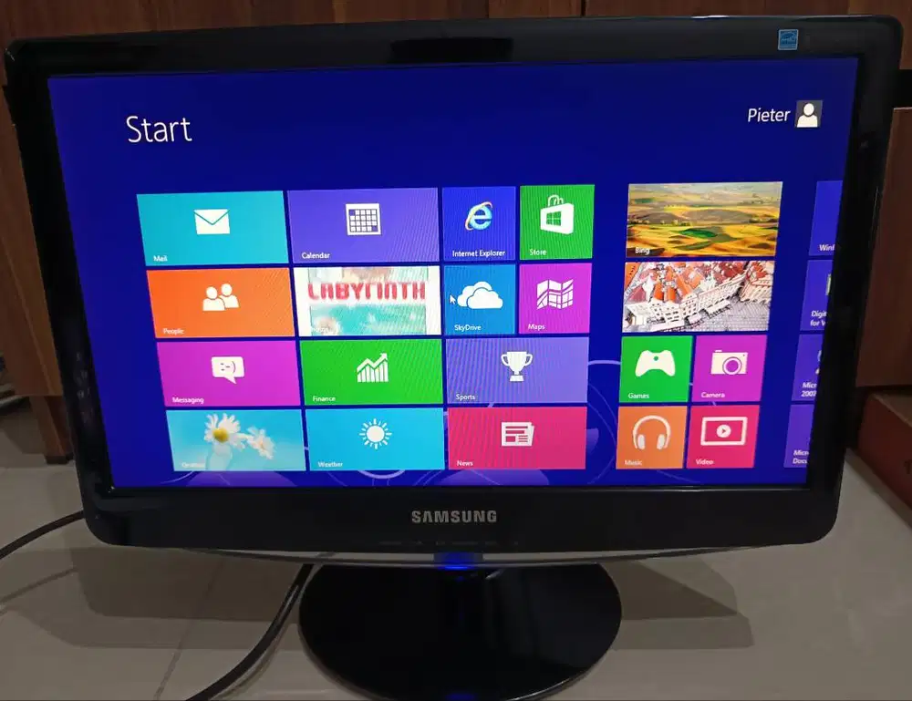 Monitor Samsung PU19WS B1930N