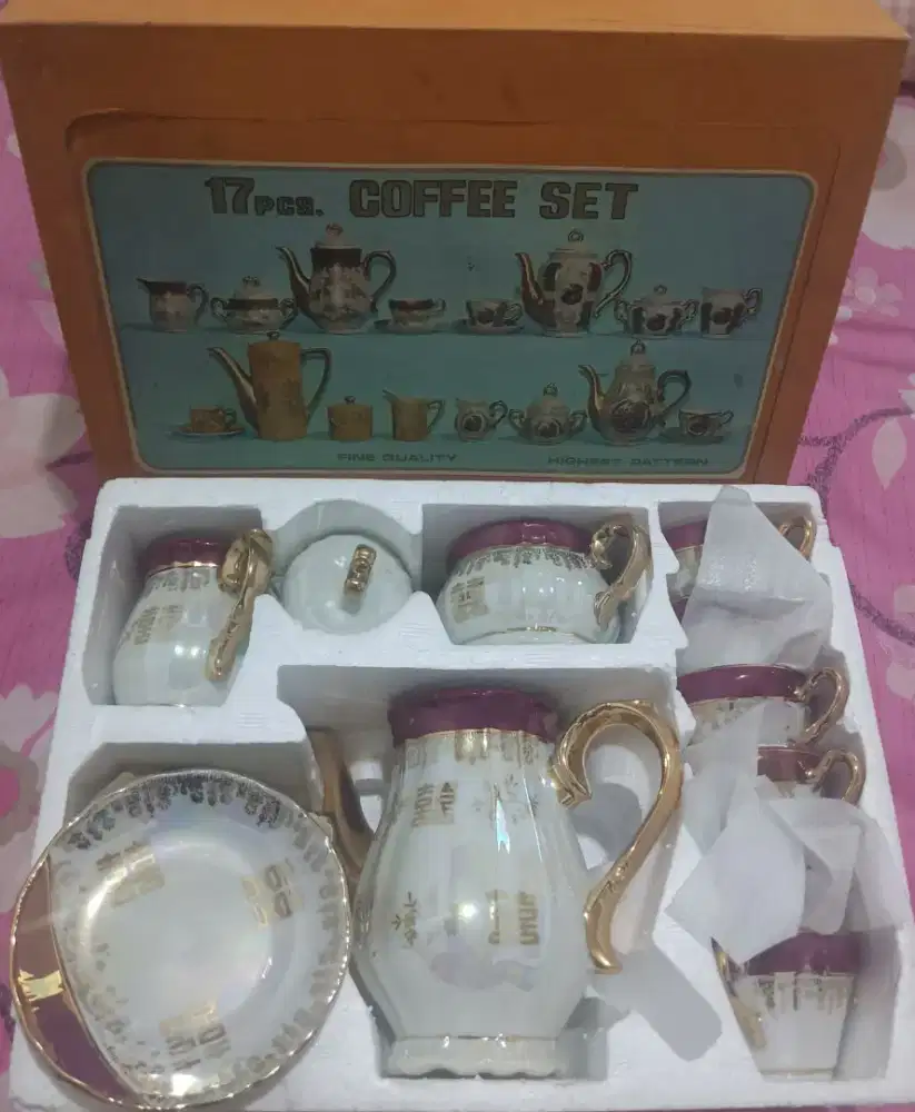 Barang antik perlengkapan rumah tangga