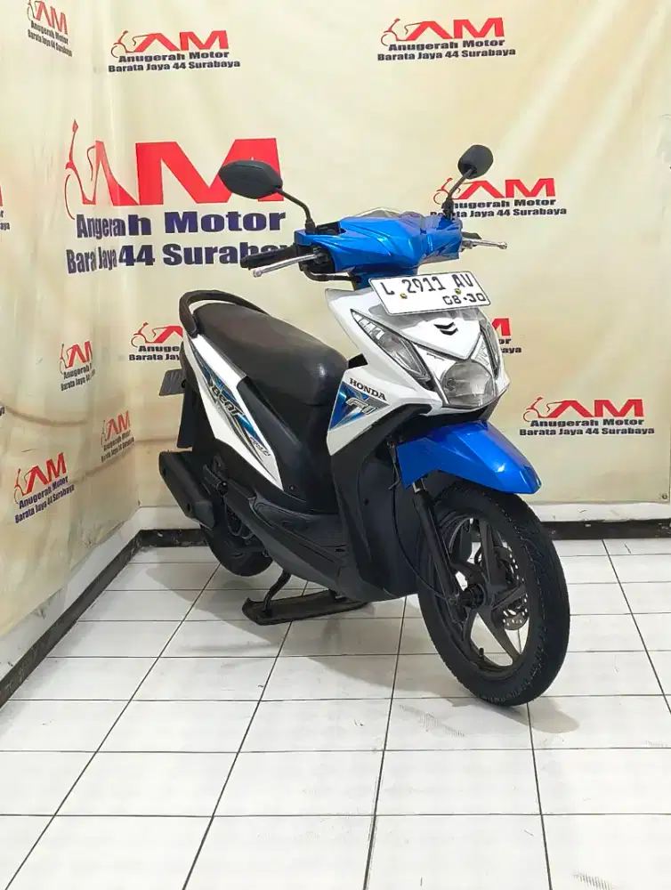 Ready Honda Beat Fi Esp Tahun 2015 merah putih