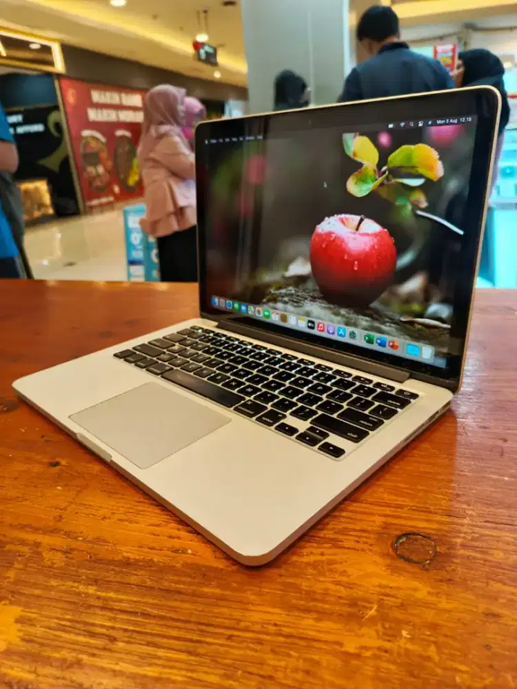 Macbook Pro retina 13 inch mid 2014