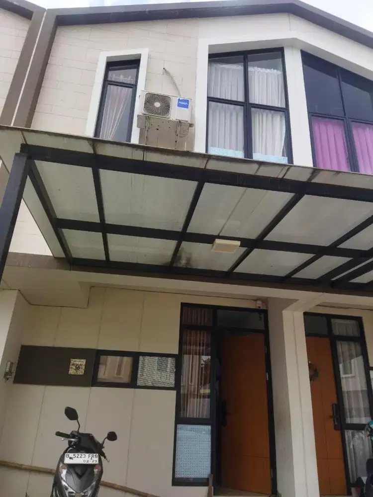 Dijual Rumah Strategis