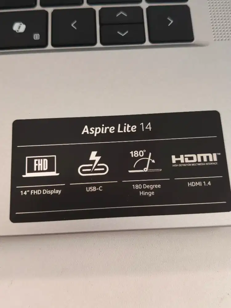 Laptop Acer Aspire Lite 4
