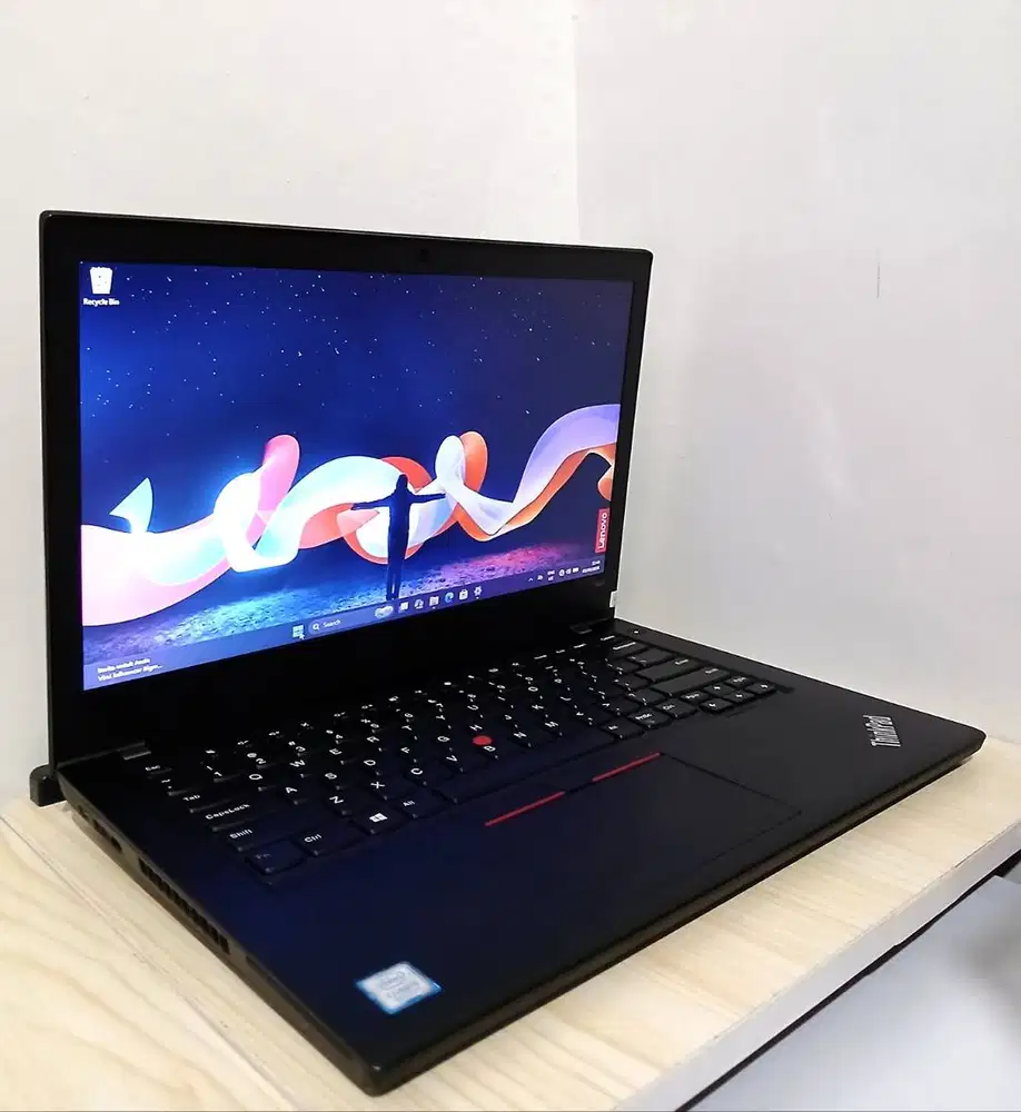 Thinkpad T480 i5-8250U | 16GB DDR4 RAM | 256GB SSD | Lenovo Windows 11
