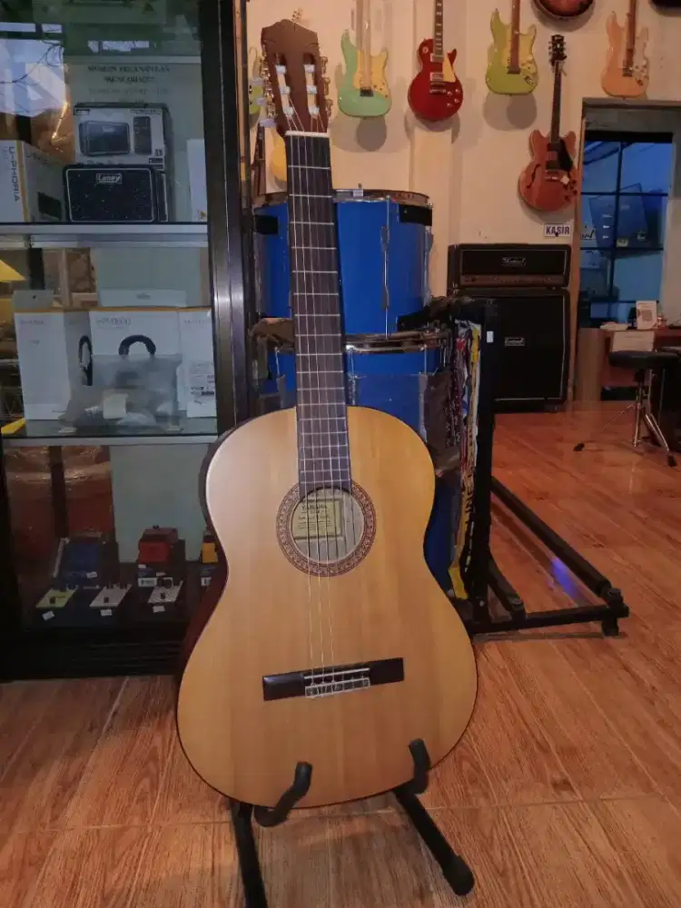 GITAR CLASSIC YAMAHA PABRIKAN