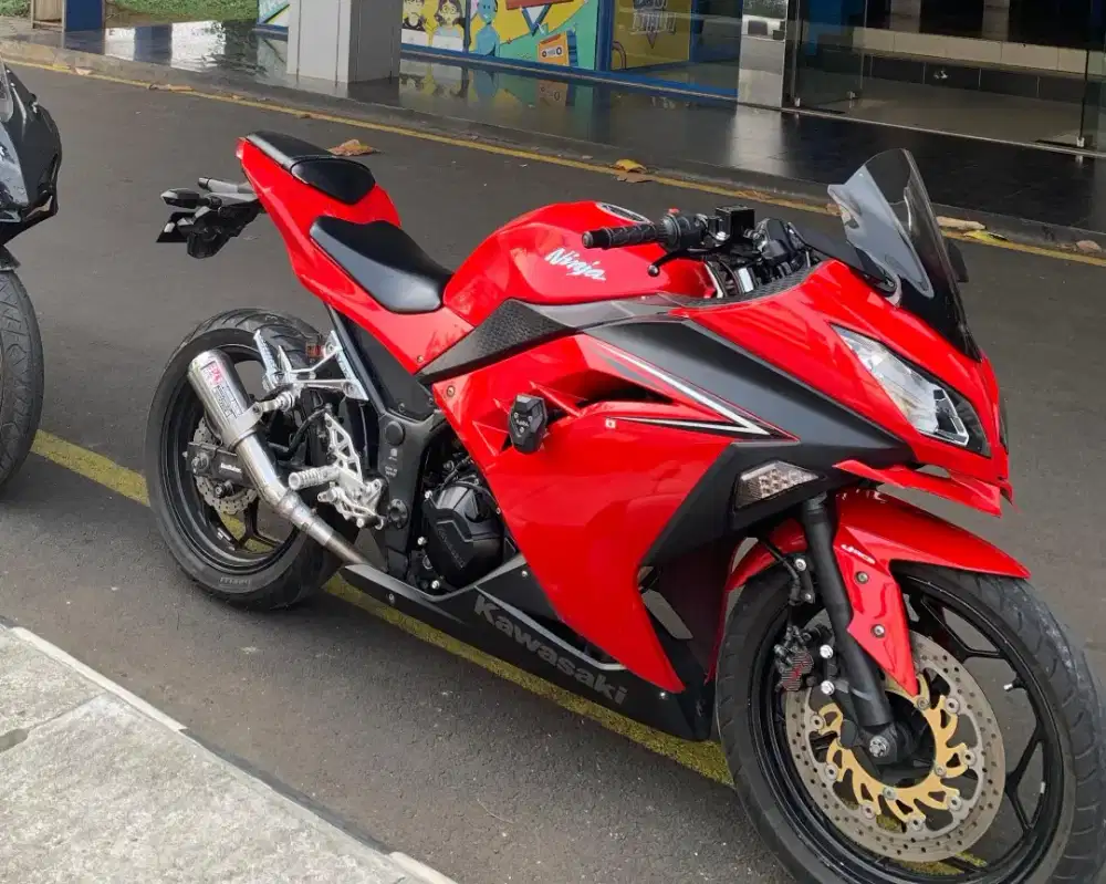 KAWASAKI NINJA 250 FI OLD MERAH