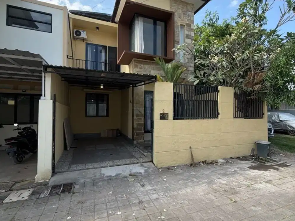 Rumah Siap Huni dengan 3 Kamar Tidur Dijual di Sanur, Dekat Pantai