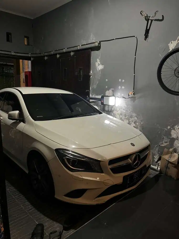 Mercedes-Benz CLA200 2015 Bensin