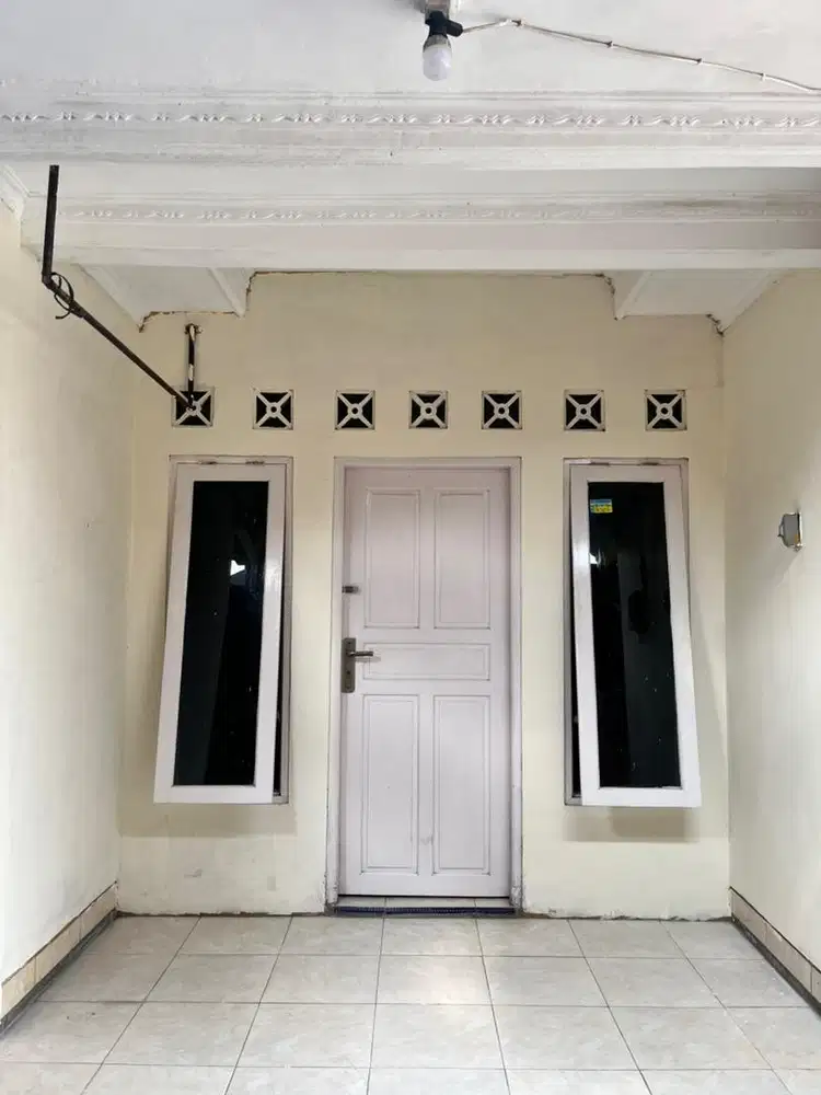 Disewakan Rumah Kontrakan - Lokasi Strategis Condongcatur Depok