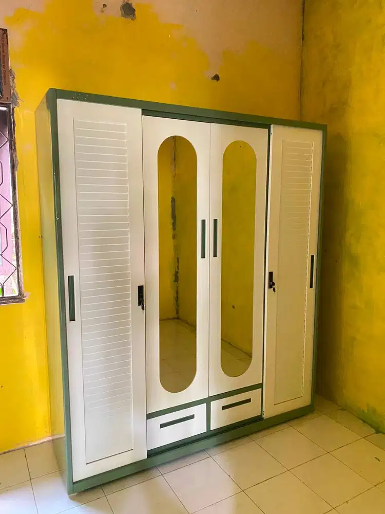 PROMO LEMARI PAKAIAN BESI 4 PINTU MINIMALIS SALE GRATIS ANTAR TERMURAH