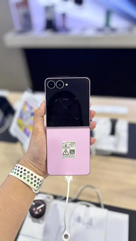 SAMSUNG GALAXY TERBARU Z FLIP8 PROMO KREDIT BUNGA 0%