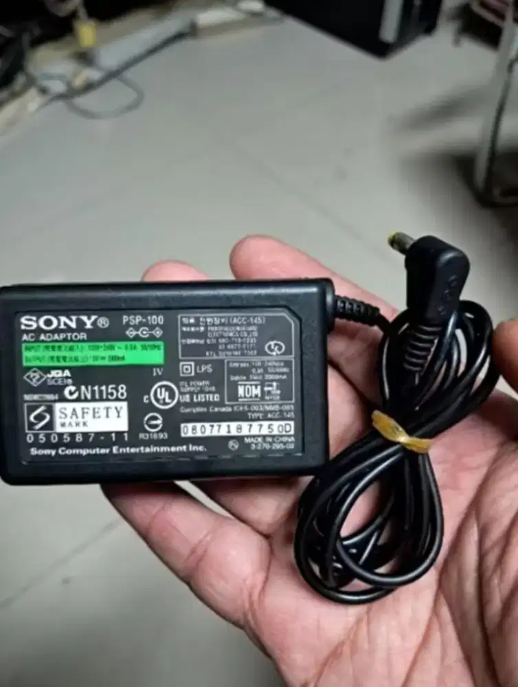 Charger original sony psp walkman discman games portable