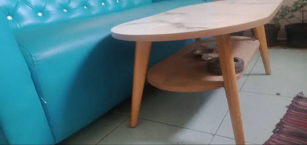 Meja Tamu Minimalis Dachi Viona scandinavian bermotif marmer