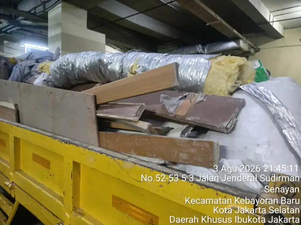 Buang puing dan angkutan sampah