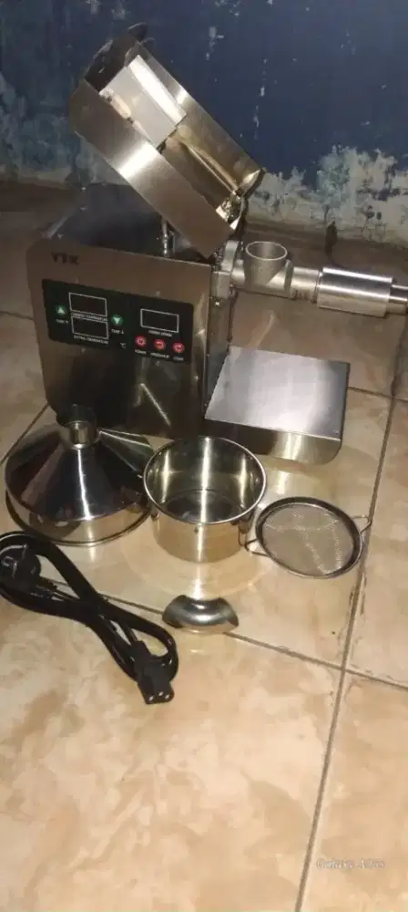 Mesin Ekstraktor Minyak