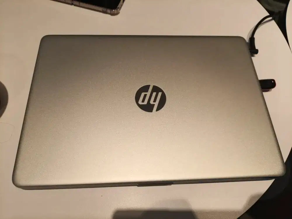 HP LAPTOP 14s - dq3xxx RAM 8 SSD 512 14 INCH