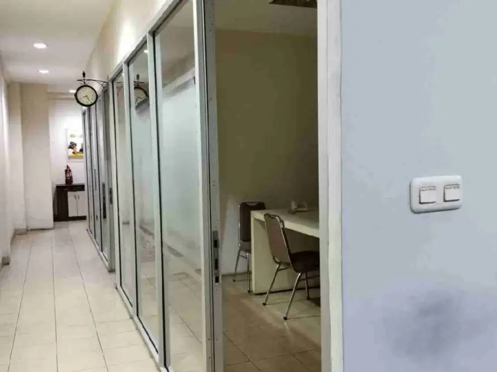 disewakan /di jual Ruko Boulevard kelapa gading