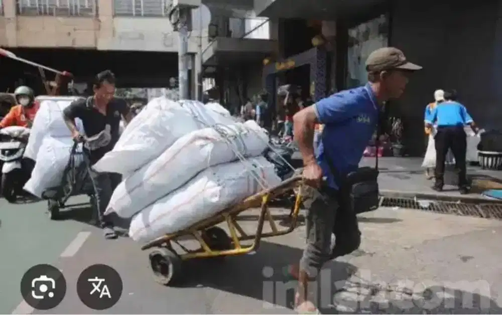 Kuli Angkat Toko