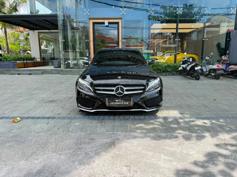 Mercedes Benz C-300 AMG Line 2018