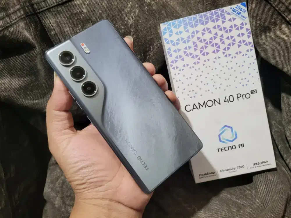 Tecno Comon 40 Pro 5G ram 8/256gb mulus terawat fullset