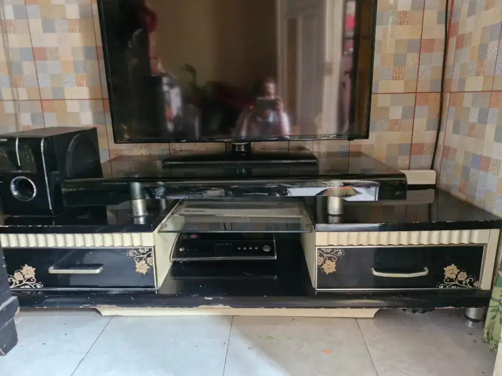 Furniture Tempat tv