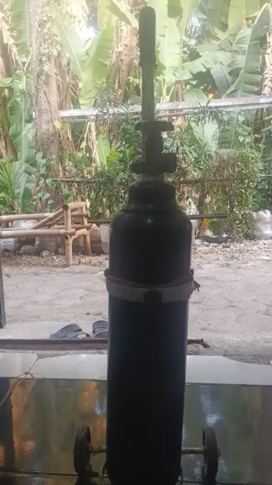 TABUNG OXYGEN Dengan Besi Dorongan