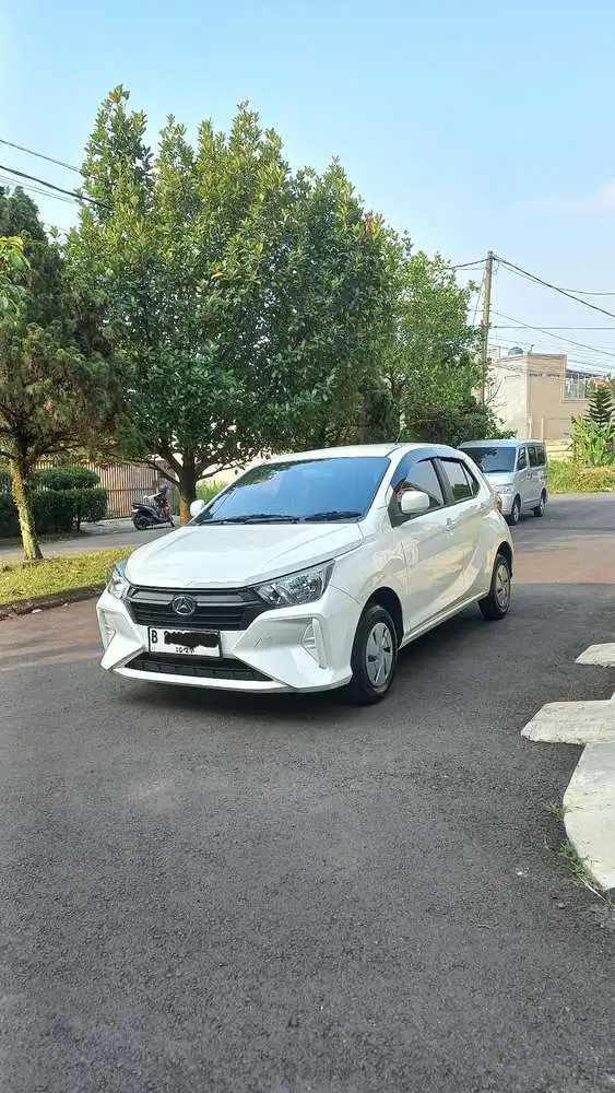 Harga Cash!, Daihatsu Ayla M 2024 m/t, low km full service record!!