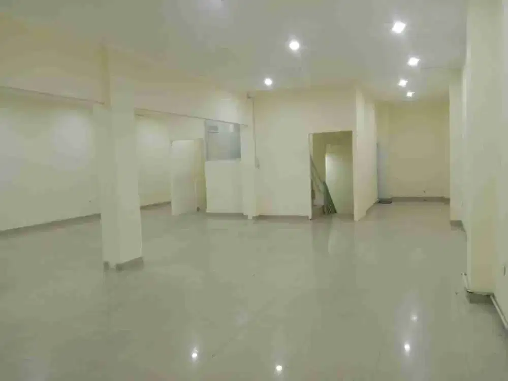 D sewa ruko gandeng muara Karang