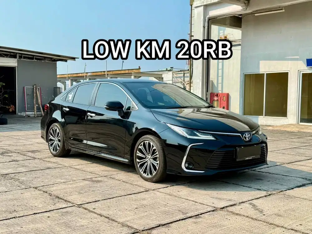(LOW KM 20RB) TOYOTA COROLLA ALTIS V 2022