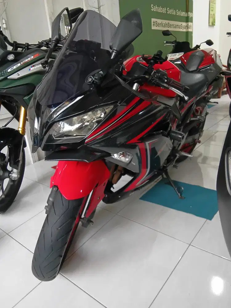Kawasaki Ninja 250 FI SE Tahun 2015