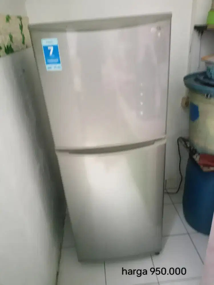Dijual beberapa peralatan rumah tangga