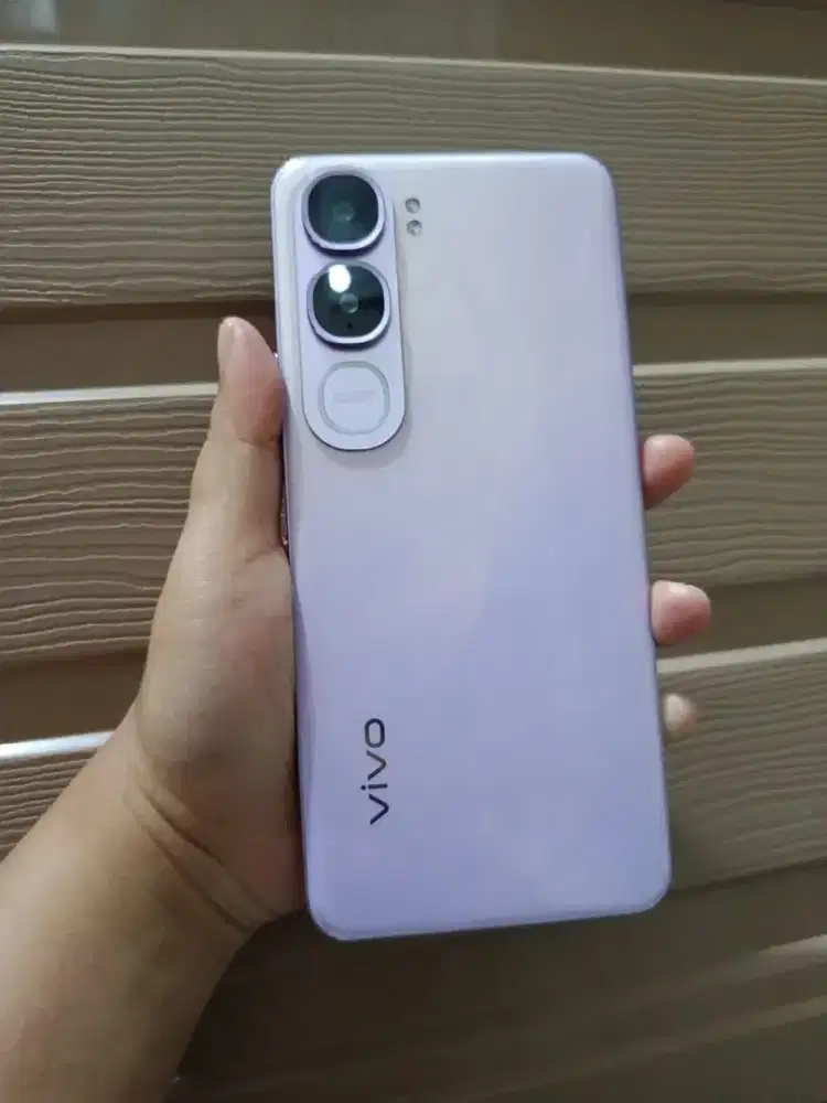Vivo y21d 4/128 masih ada garansi