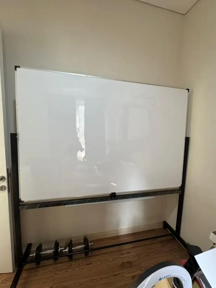 Di Jual papan tulis / white board single face