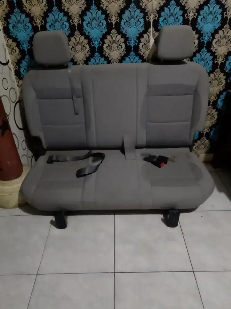 Jok kusi belakang Wuling covero