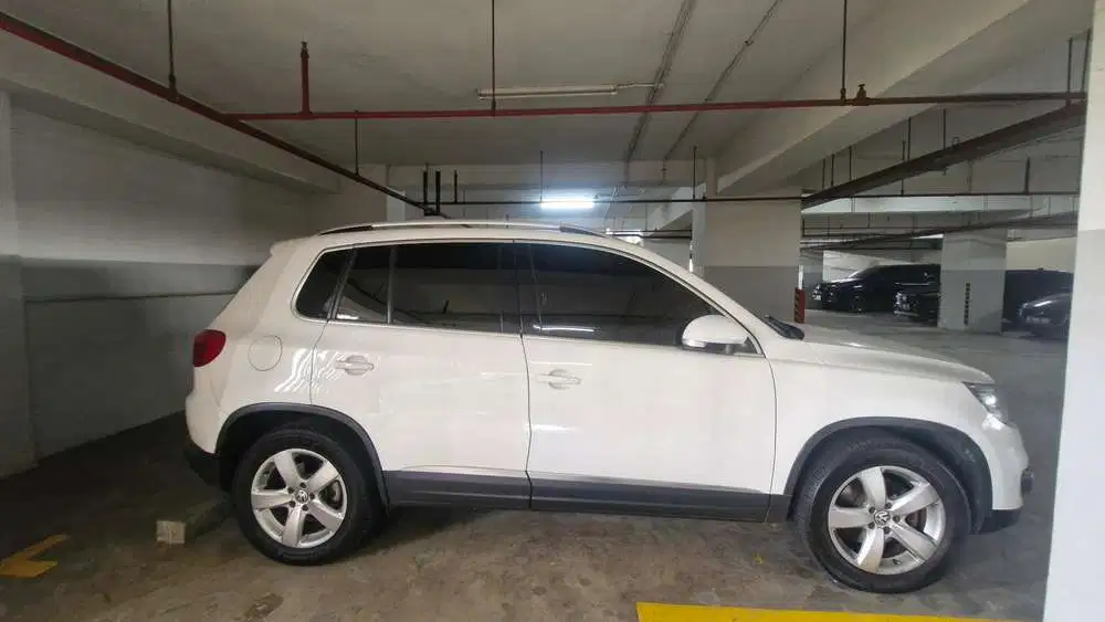 Dijual Cepat Volkswagen Tiguan 2013 Bensin (nego)
