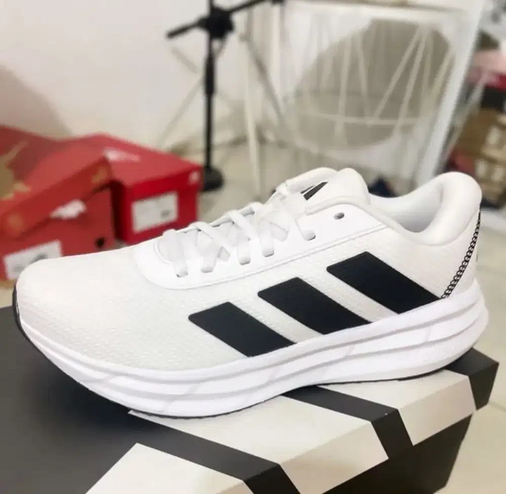Sepatu adidas origonal store
