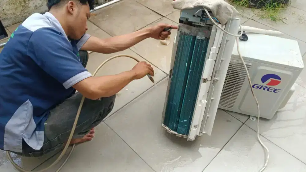JASA SERVICE AC WATER HEATER MESIN CUCI KULKAS DLL BERGARANSI