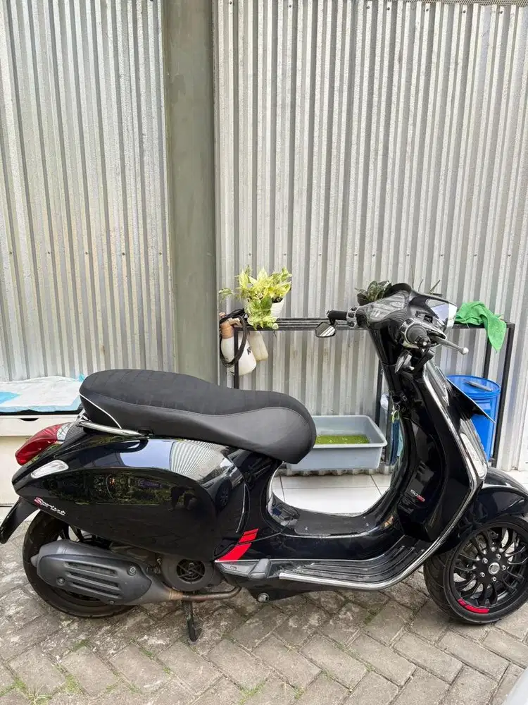 VESPA SPRINT 150 CARBON SERIES