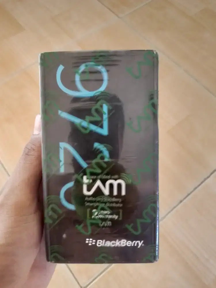 [KOLEKTOR ITEM] BlackBerry 9220 Davis New Old Stock Segel TAM Original