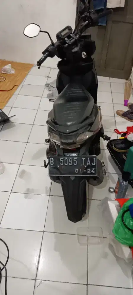 Jual motor beat pakaian pribadi