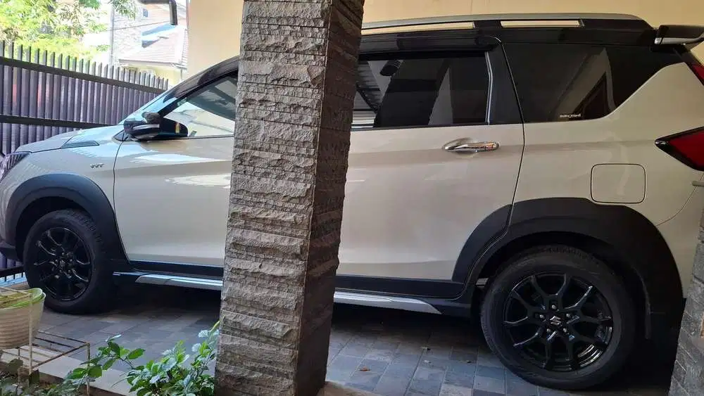 Suzuki XL7 2025 Bensin