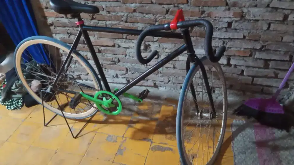Sepeda vixy ukuran besar