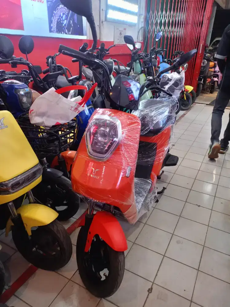 Jual sepeda uwinfly m60 red