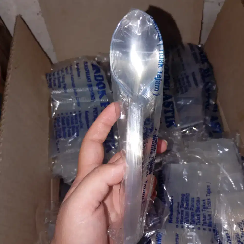 Sendok Garpu Plastik