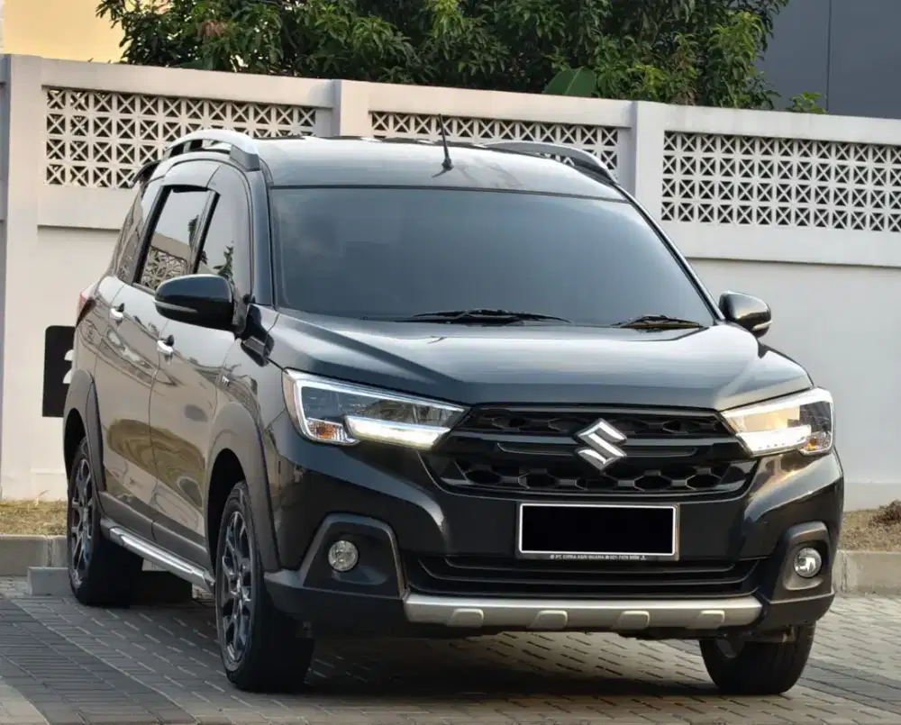 Suzuki XL7 Alpha AT Hybrid 2023