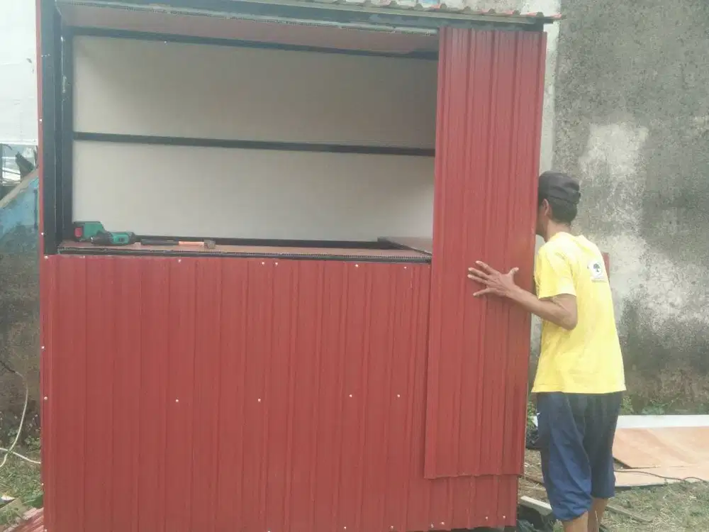Container booth 180 x 1 x 2
