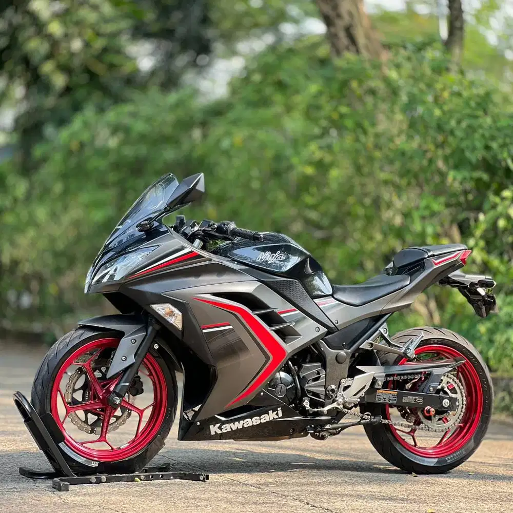 KAWASAKI NINJA 250 FI OLD ABS LTD 2016 GREY KM LOW PAJAK ON FULL MULUS
