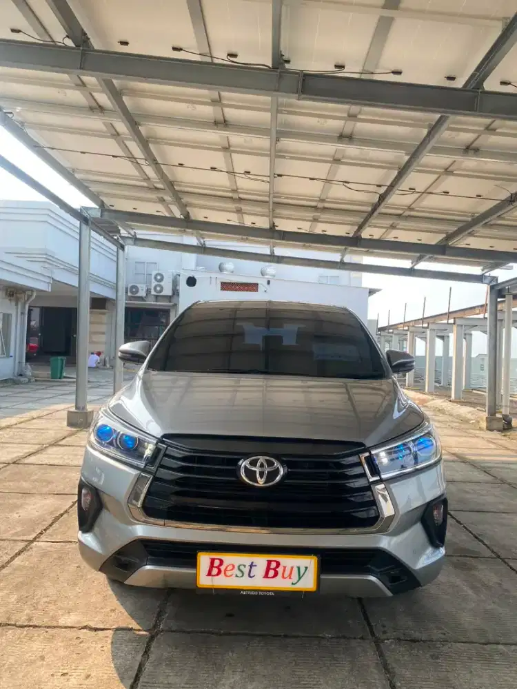Toyota Innova V 2.4 AT Diesel 2022