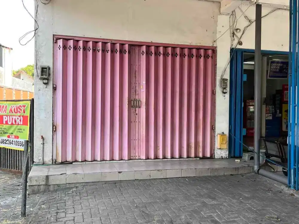 Ruko di sewakan pertahun 35jt nego, lokasi pinggir jalan deket sama kampus UMM,UB