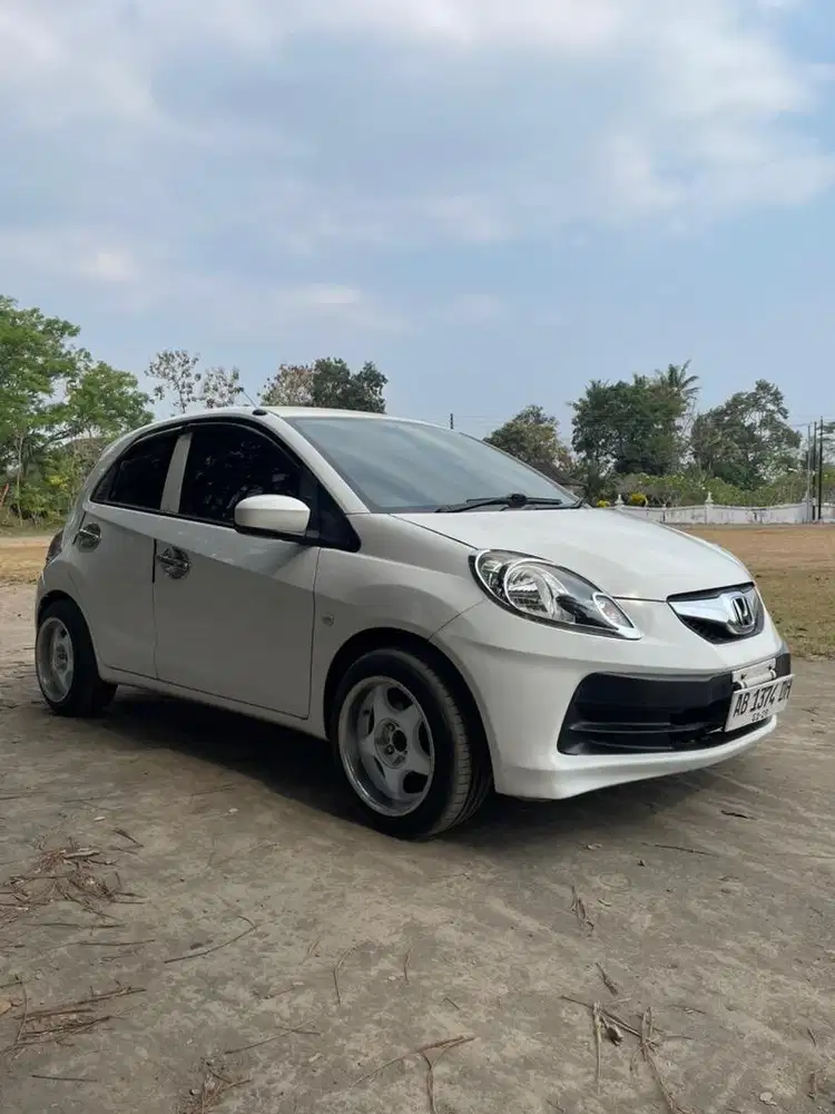 Brio Matic CKD Putih AB Kota