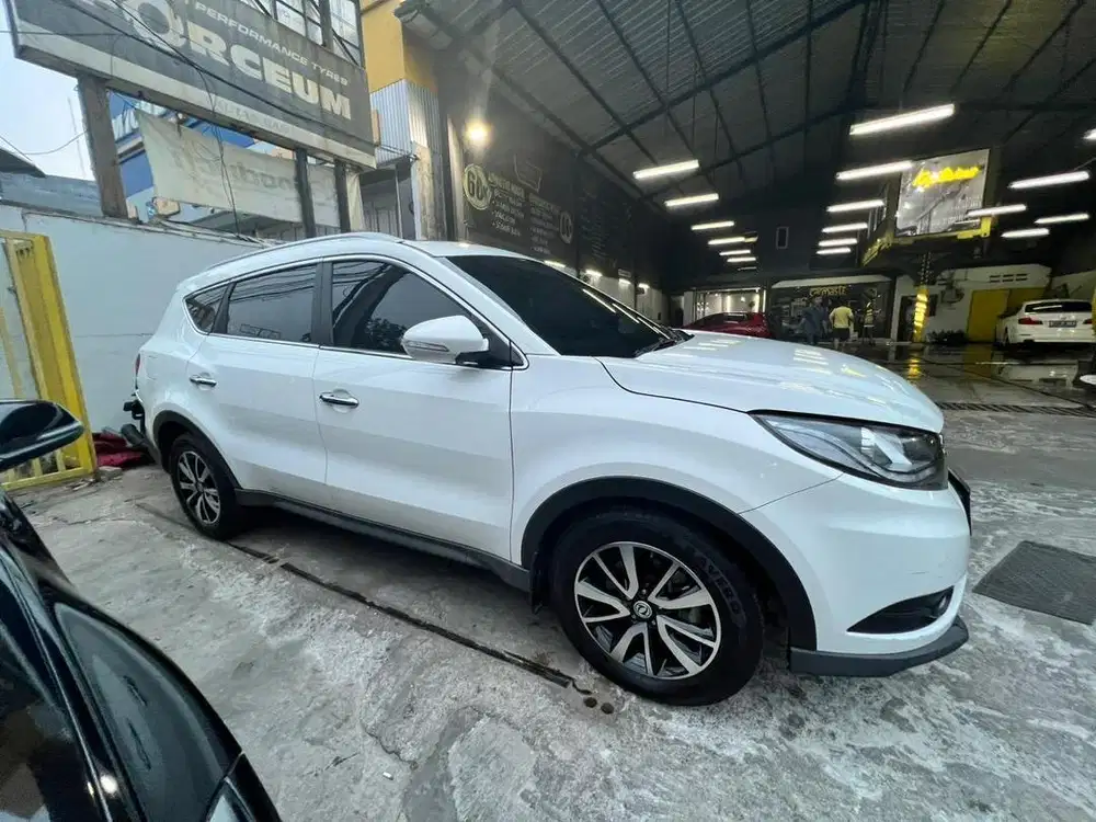 DFSK Glory 580 luxury 1.8 AT tahun 2022 (NIK 2019)